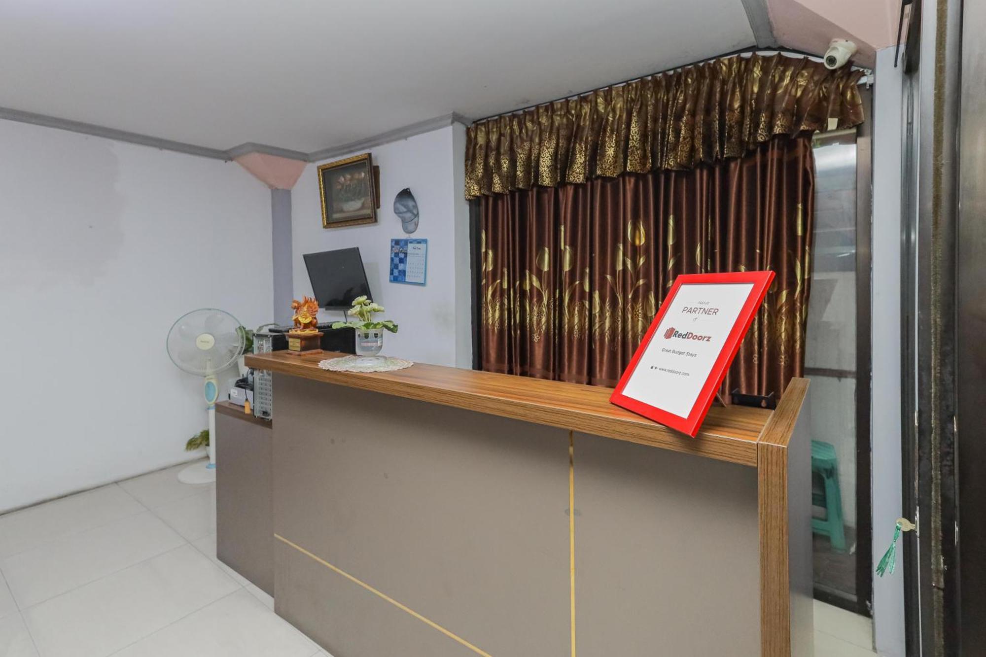 Griya Nina Syariah by ecommerceloka Surabaya Bagian luar foto